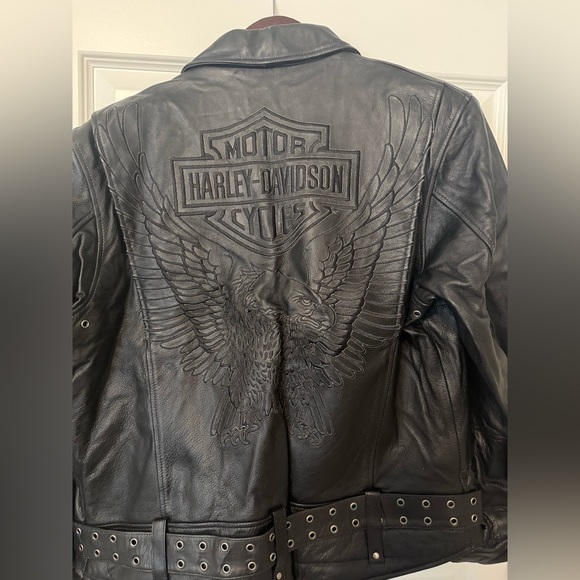 Harley Davidson Leather Jacket - Picture 2 of 6